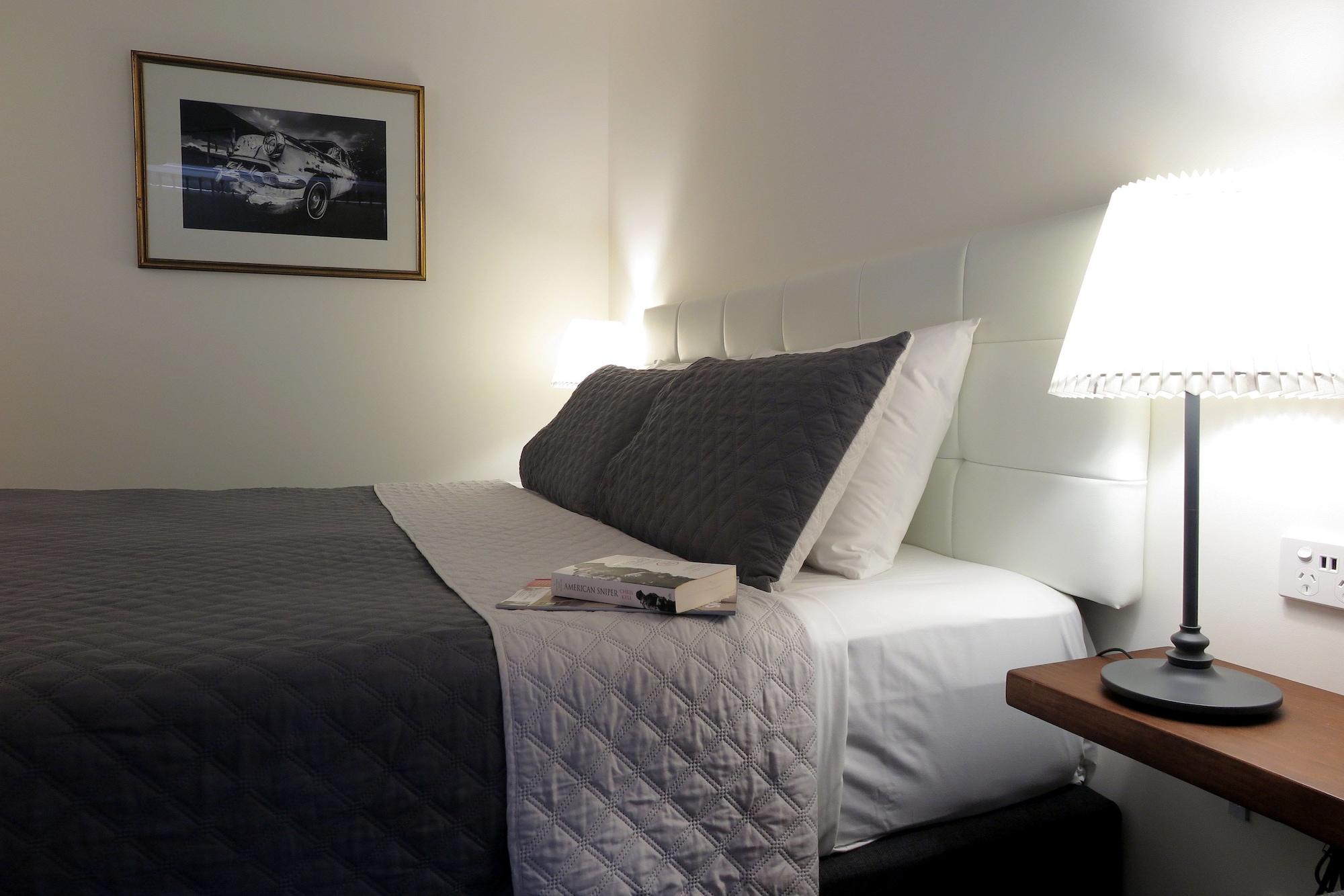 Summerhill Motor Inn (Adults Only) メリンブラ エクステリア 写真