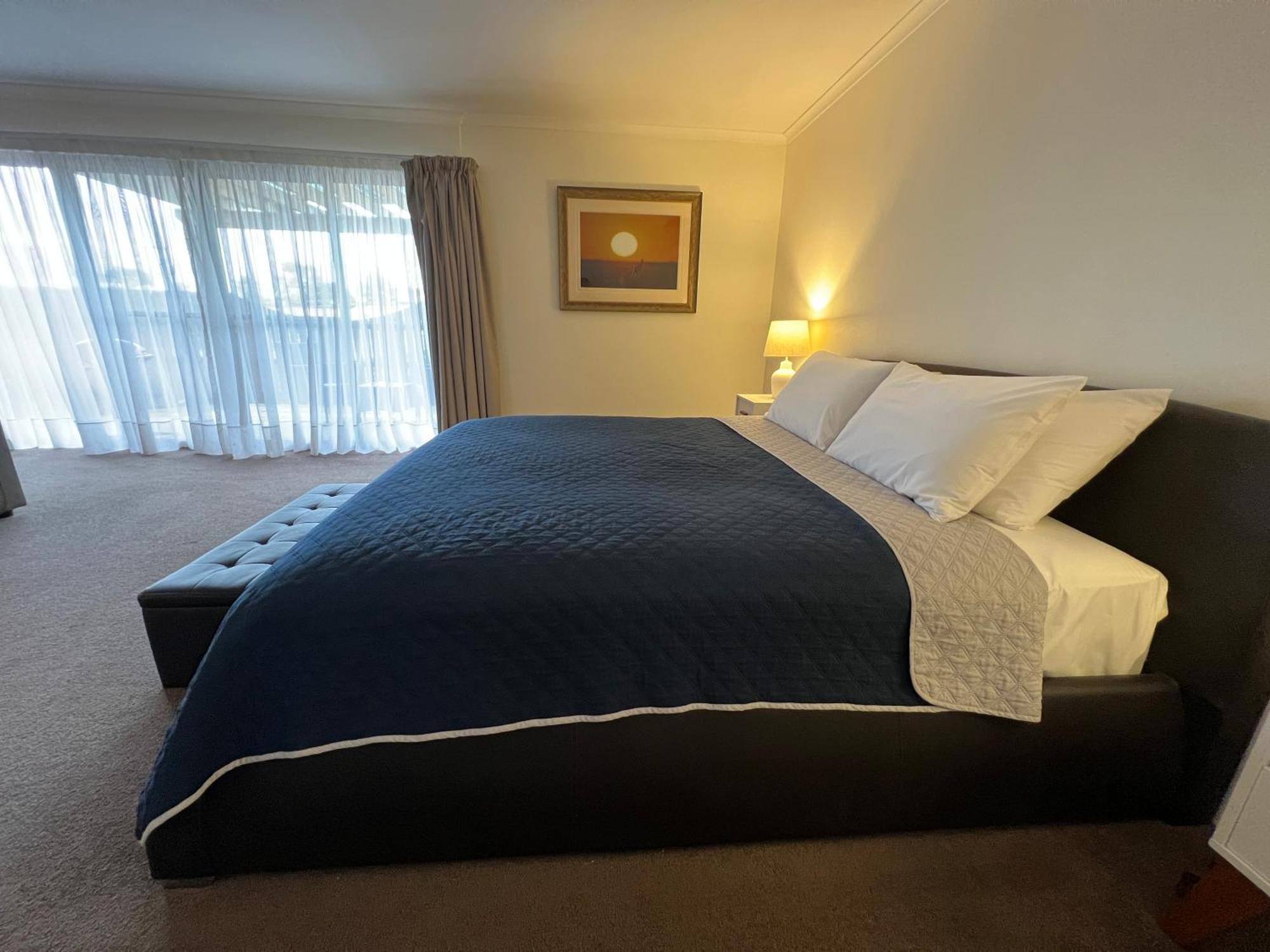 Summerhill Motor Inn (Adults Only) メリンブラ エクステリア 写真
